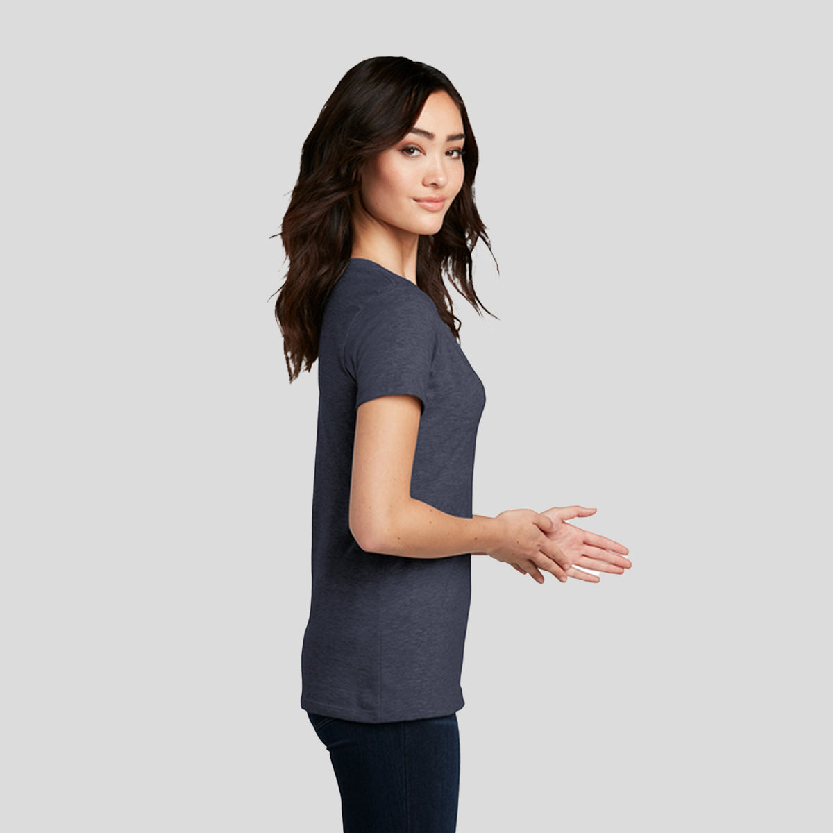 Womenโs Perfect Blendยฎ CVC V-Neck Tee | Heathered Navy