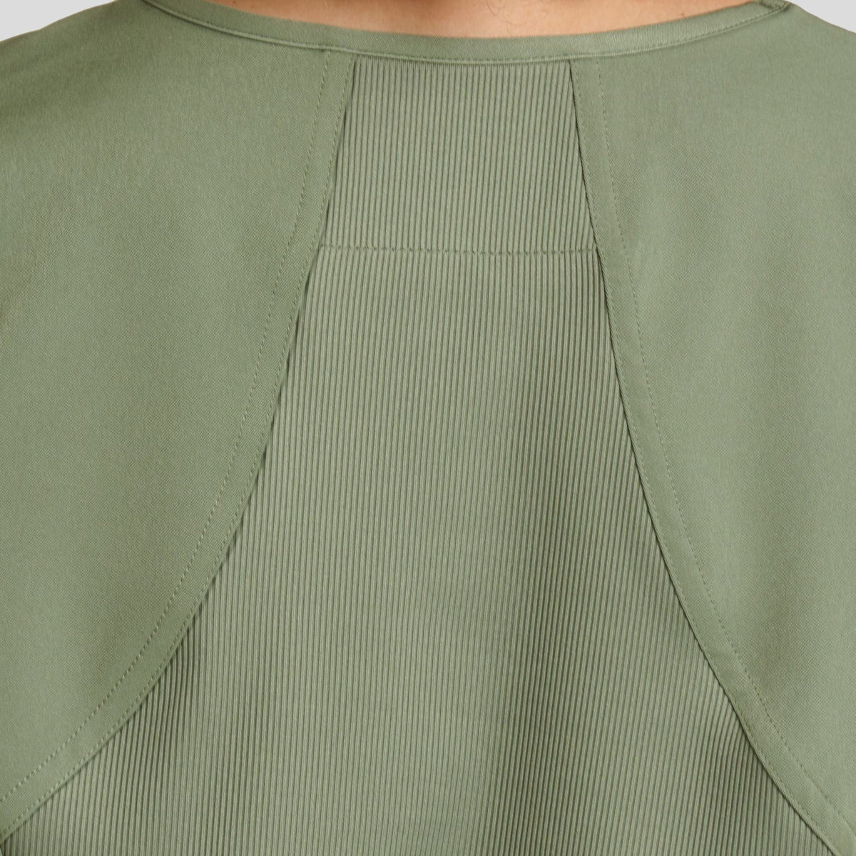 Zavate_AvaTherese_1084_olive_detail
