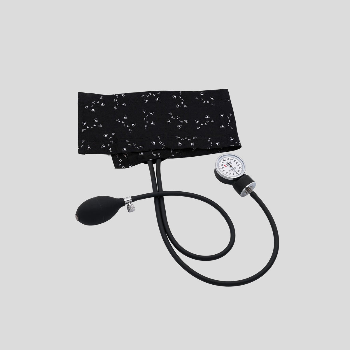 PRESTIGEMEDICAL_S82PREMIUM_ADULT_BLOODPRESSURE_CUFF_CATSBLACKANDWHITE